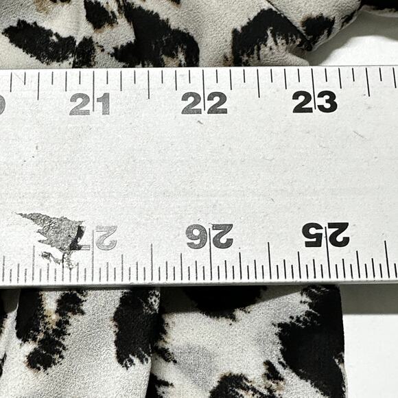 Torrid Blouse Womens Plus 1X Black Brown Leopard Semi Sheer Mature Office Casual - Picture 9 of 9